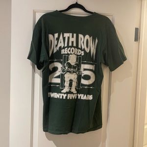 The hundreds Graphic tee size medium